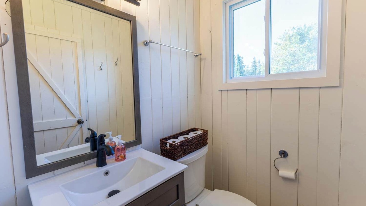 Photo of Bathroom in Tobermory