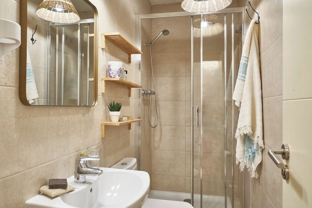 Photo of Bathroom in Sants