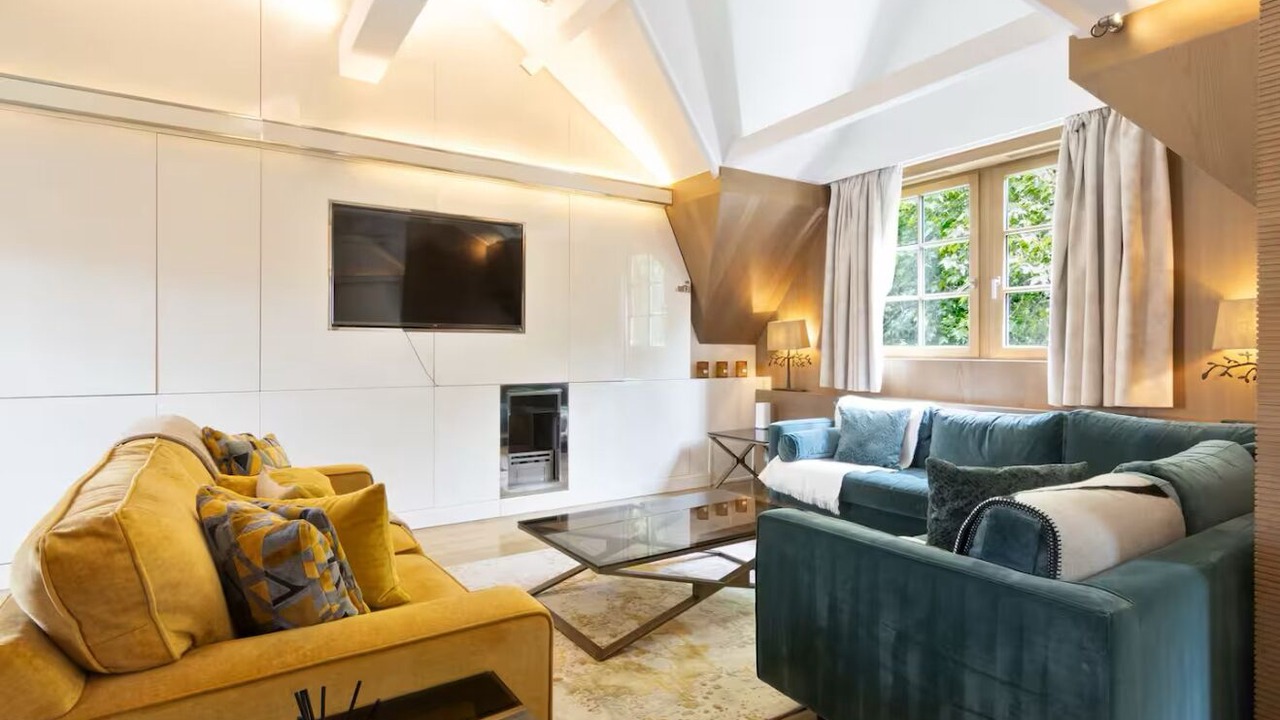 Photo of Livingroom in Mayfair