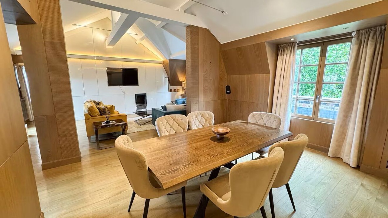 Photo of Others in Mayfair