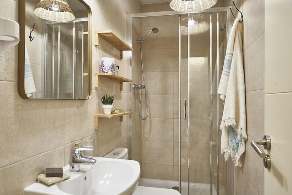 Photo of Bathroom in Sants