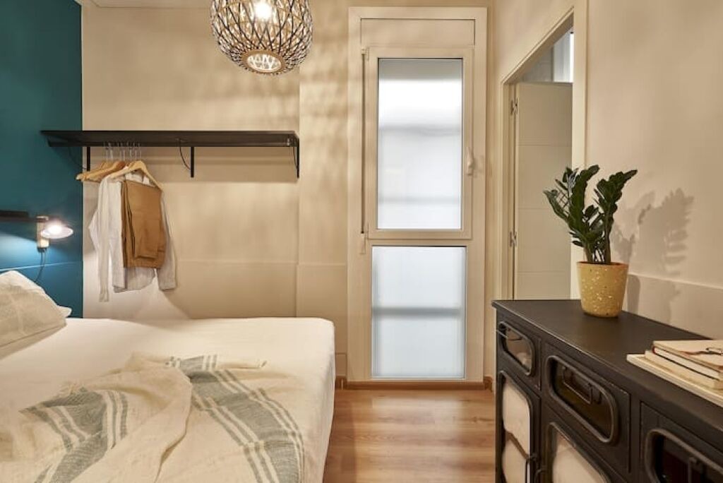 Photo of Bedroom in Sants