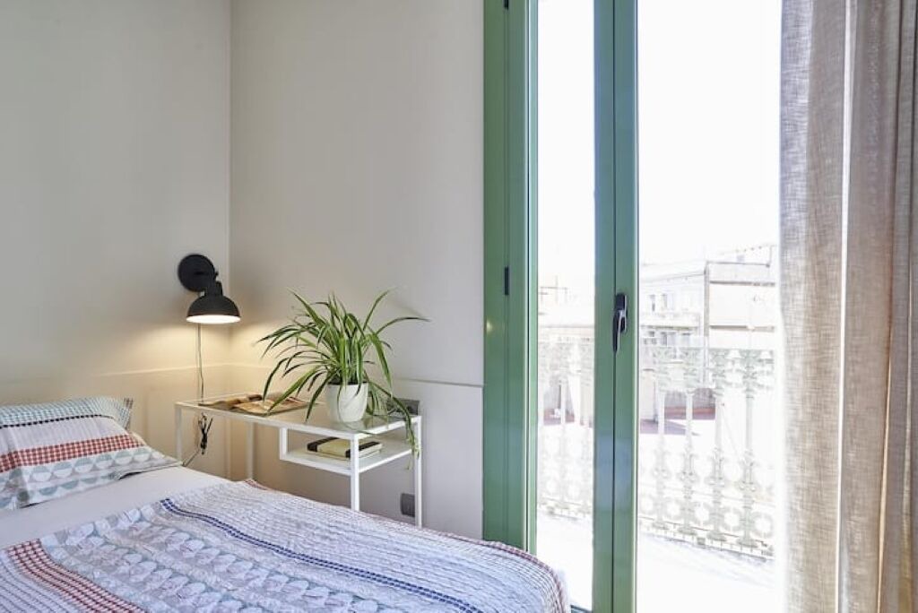 Photo of Bedroom in Sants