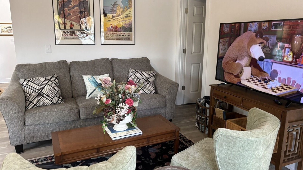 Photo of Livingroom in Town of Pines