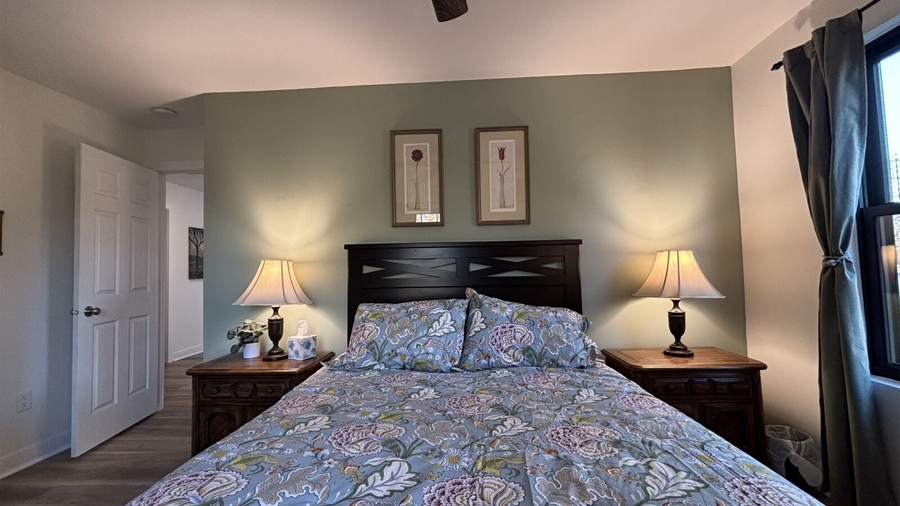 Photo of Bedroom in Town of Pines