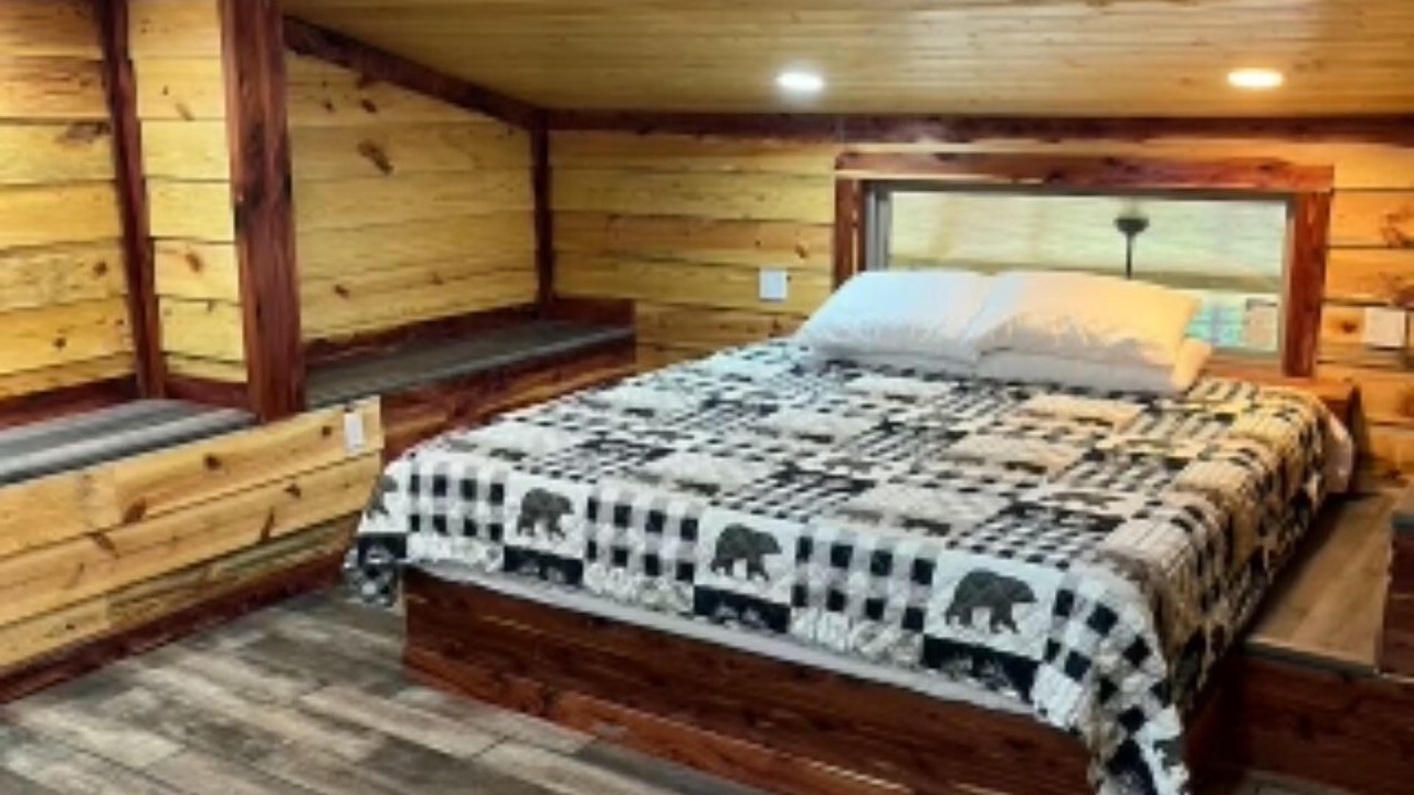 Photo of Bedroom in Board Camp