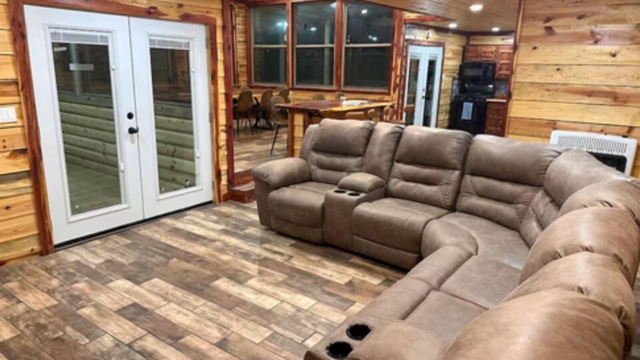 Photo of Livingroom in Board Camp