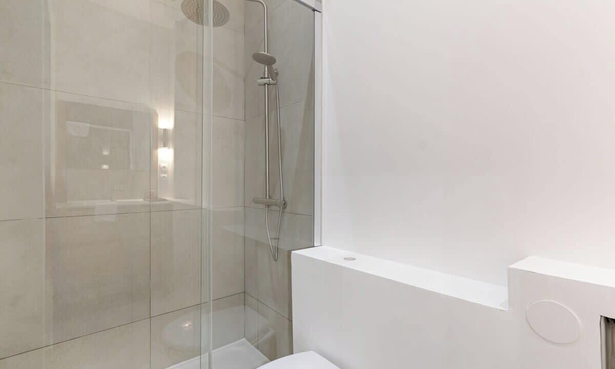 Photo of Bathroom in Pere Lachaise