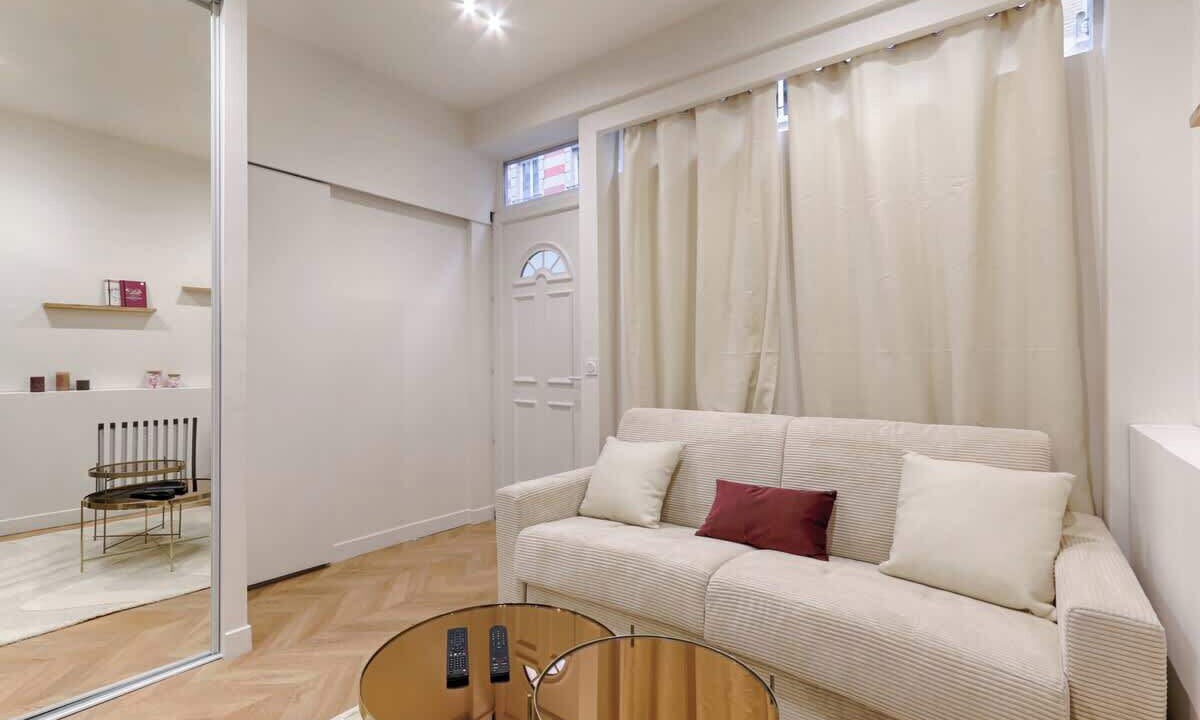 Photo of Livingroom in Pere Lachaise