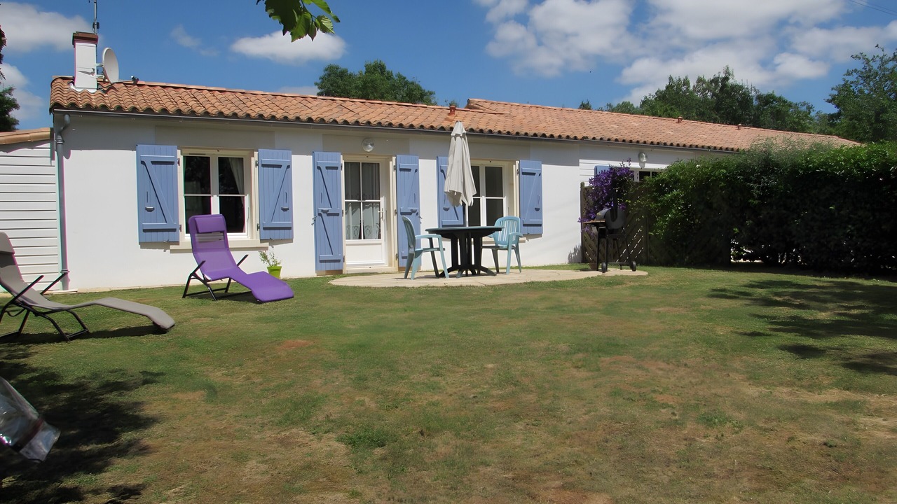 Photo of Outdoor in Nalliers