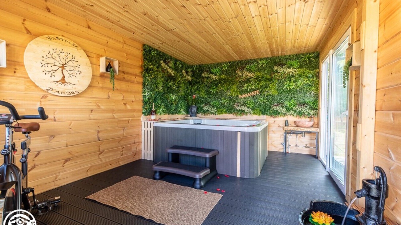 Photo of Others in Plantades