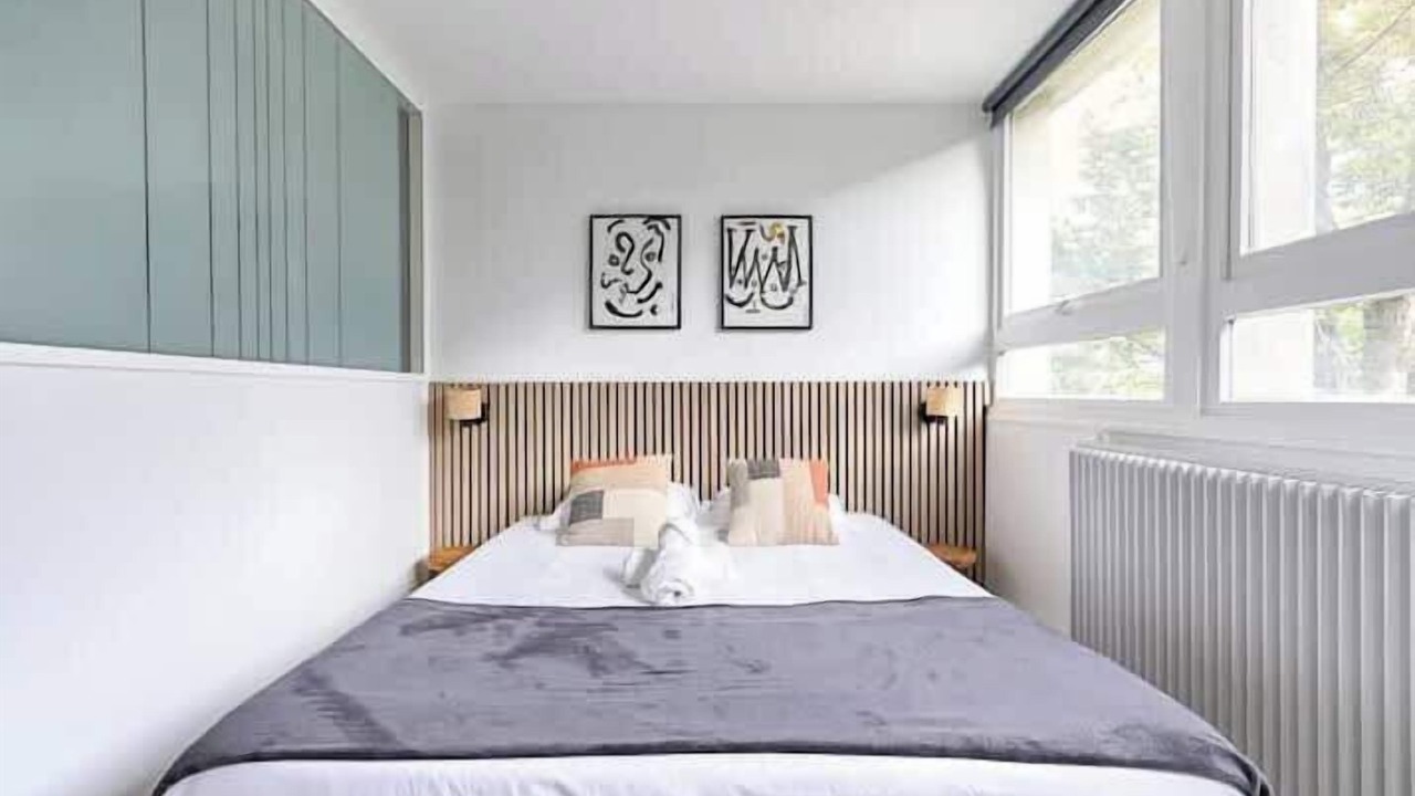 Photo of Bedroom in Saint-Fargeau
