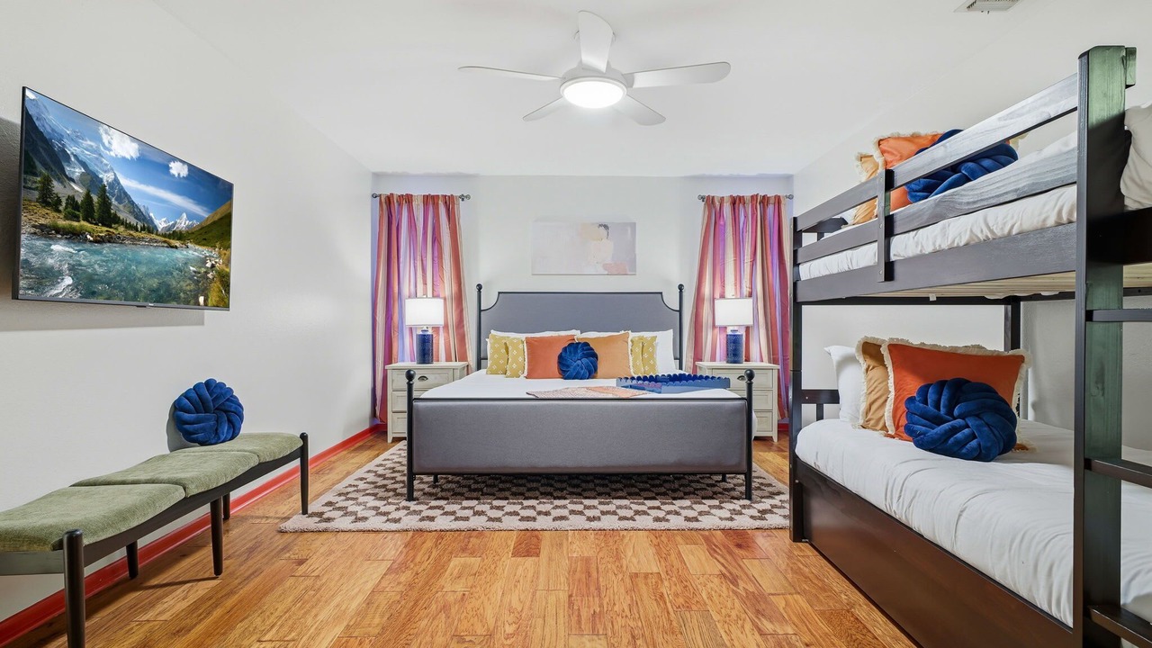 Photo of Bedroom in Woodlands of Camino Real