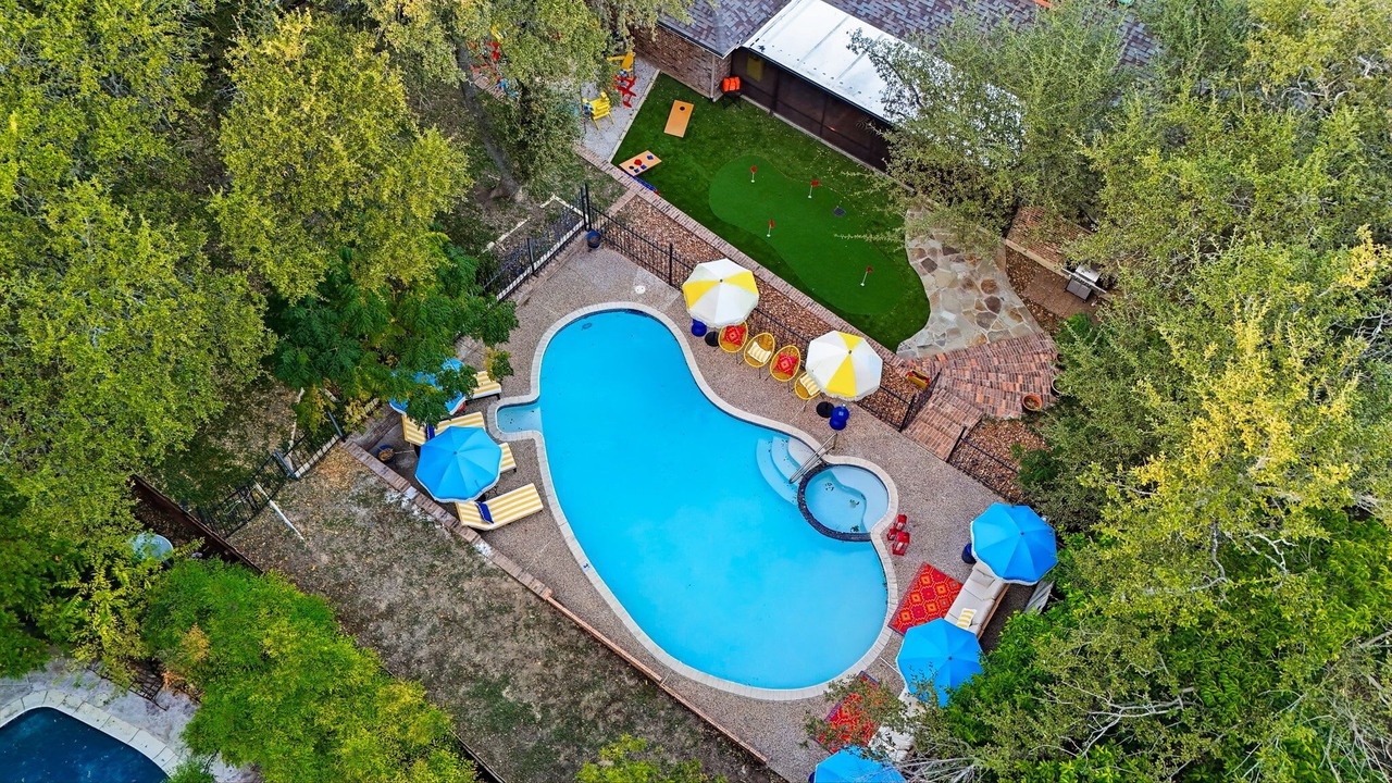 Photo of Outdoor in Woodlands of Camino Real
