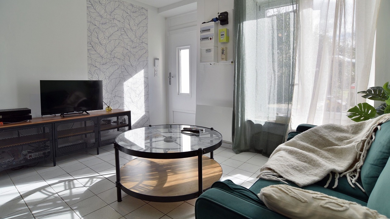 Photo of Livingroom in Bonnemain