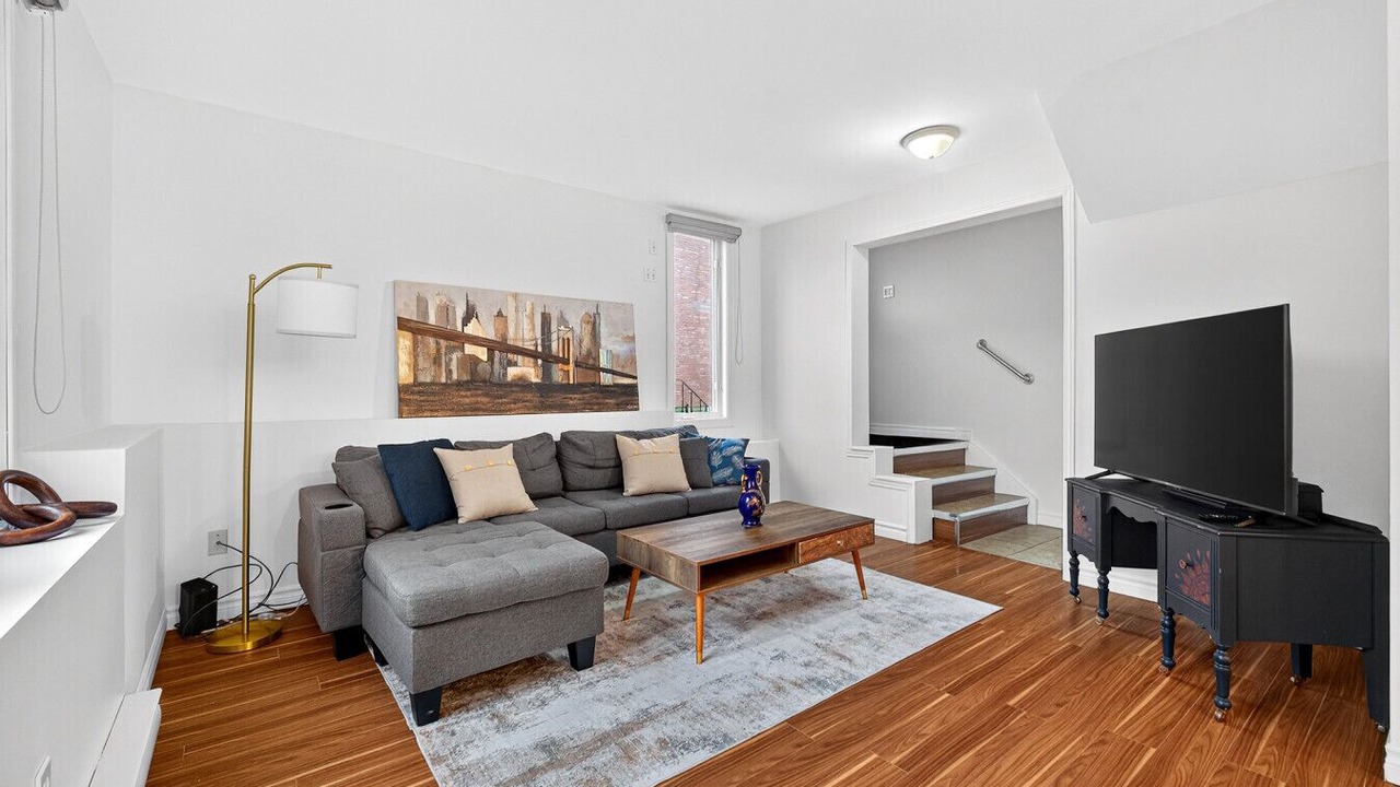 Photo of Livingroom in Templeton