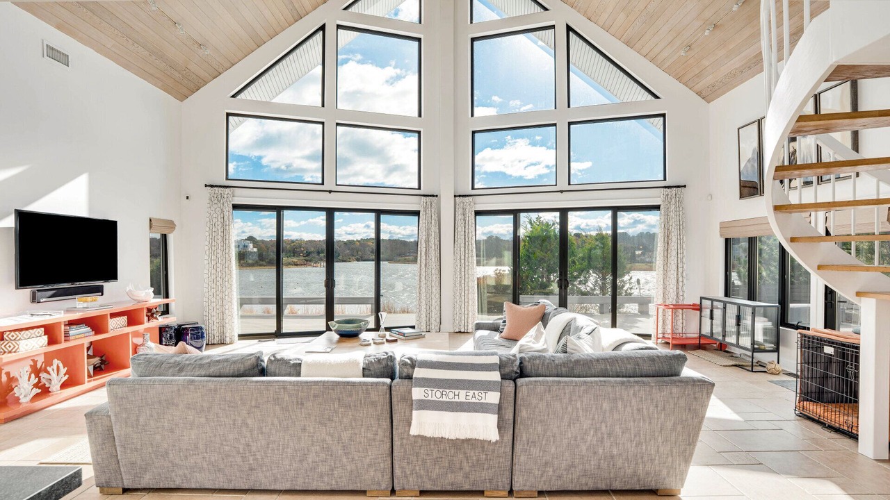 Photo of Livingroom in Tuckahoe