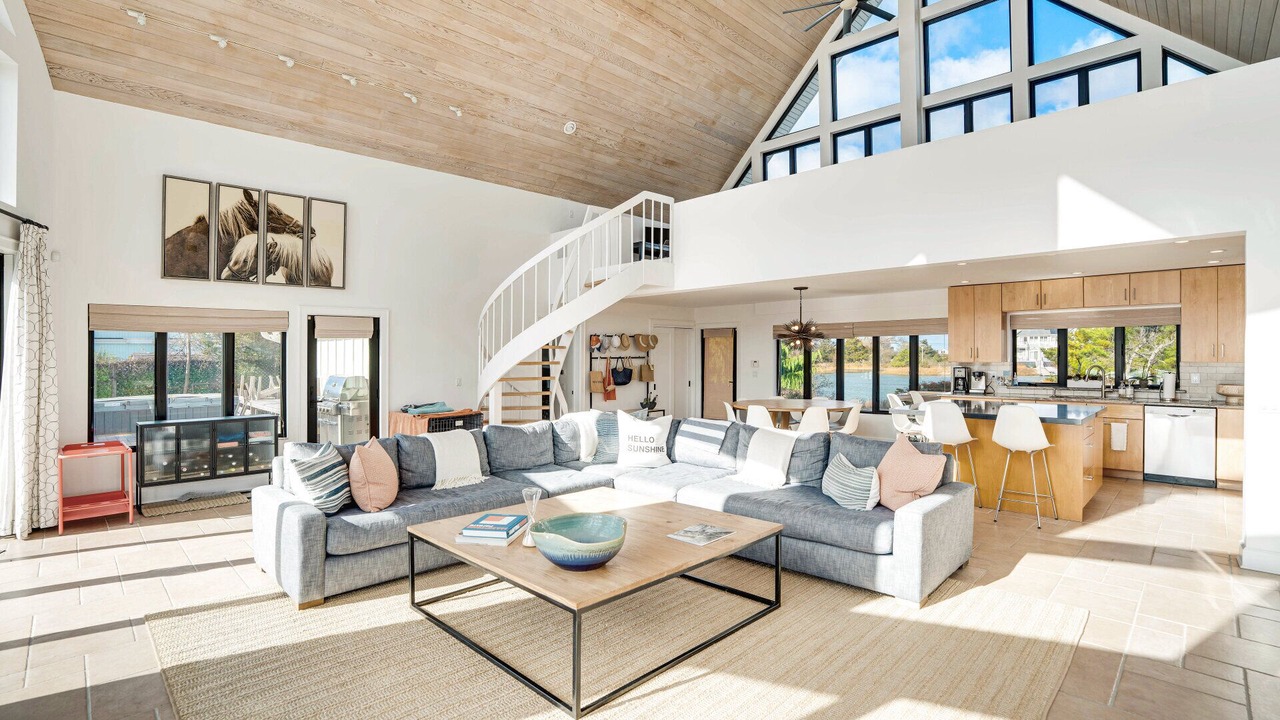 Photo of Livingroom in Tuckahoe