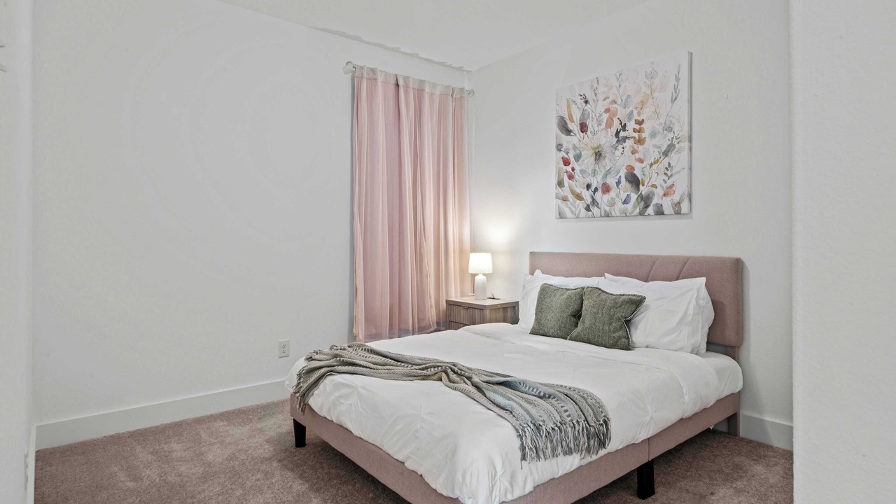 Photo of Bedroom in Fate