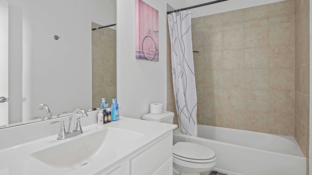 Photo of Bathroom in Fate