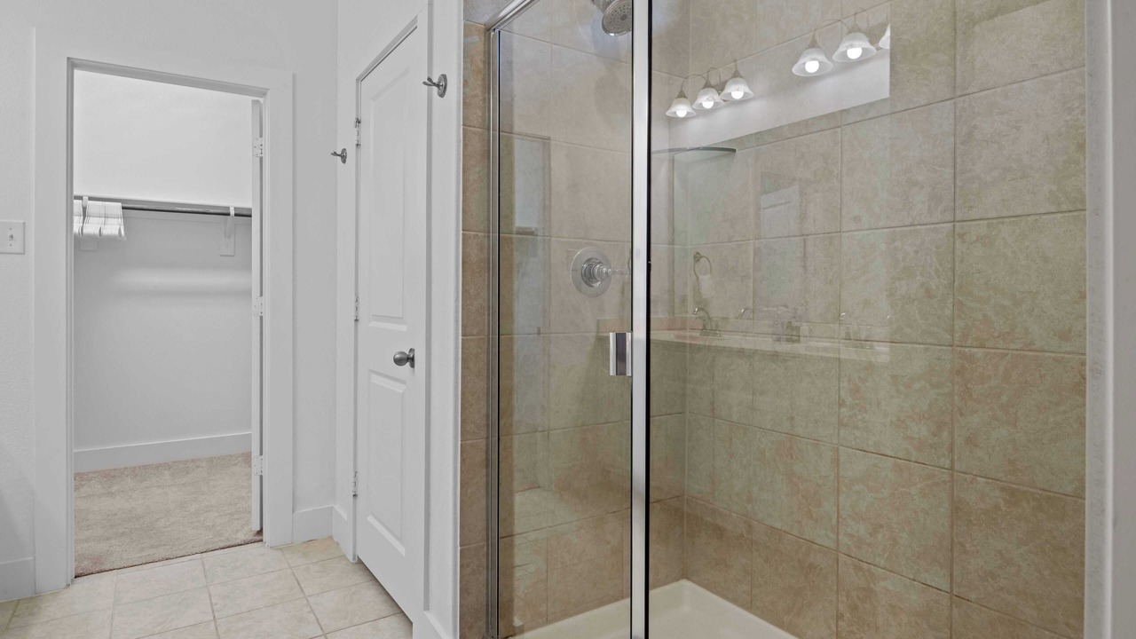 Photo of Bathroom in Fate