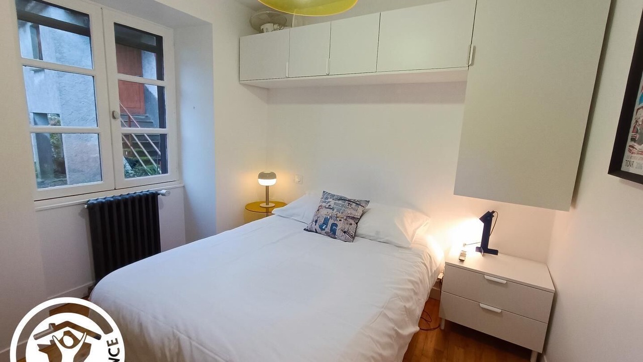 Photo of Bedroom in Saint-Jean-Lespinasse