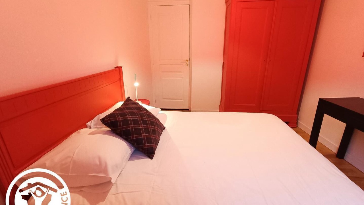 Photo of Bedroom in Saint-Jean-Lespinasse