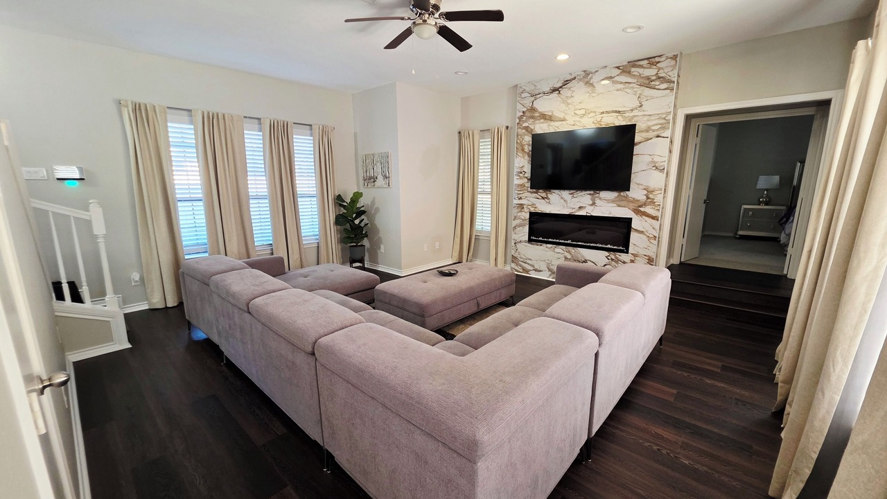 Photo of Livingroom in Frisco