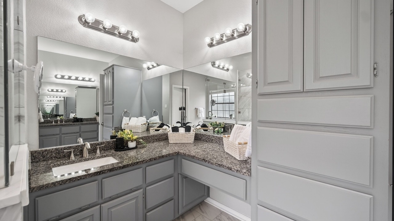 Photo of Bathroom in Frisco