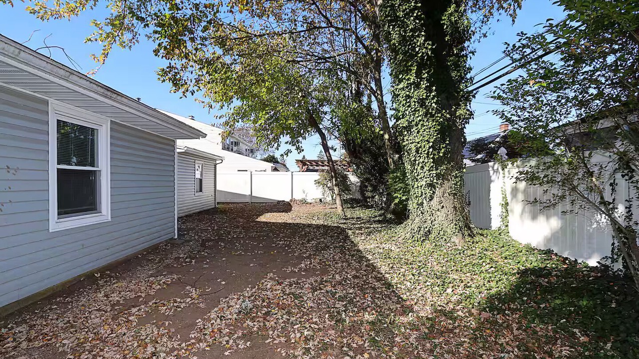 Photo of Outdoor in Glen Head