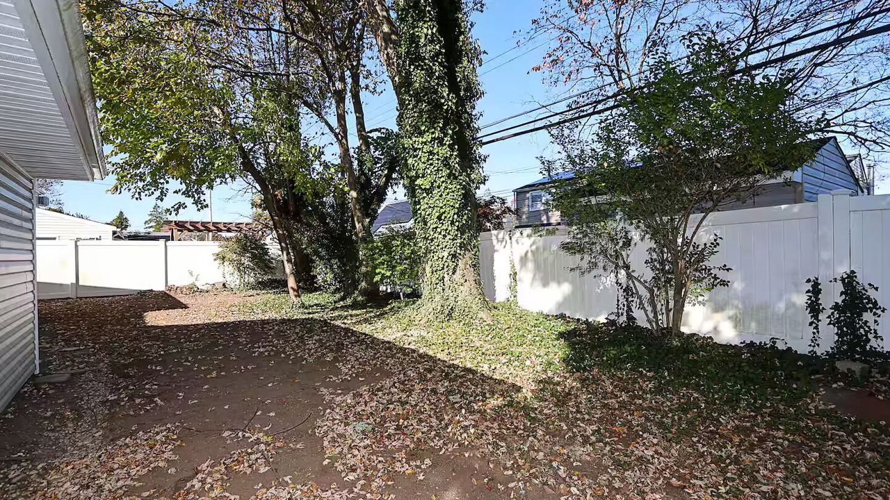 Photo of Outdoor in Glen Head