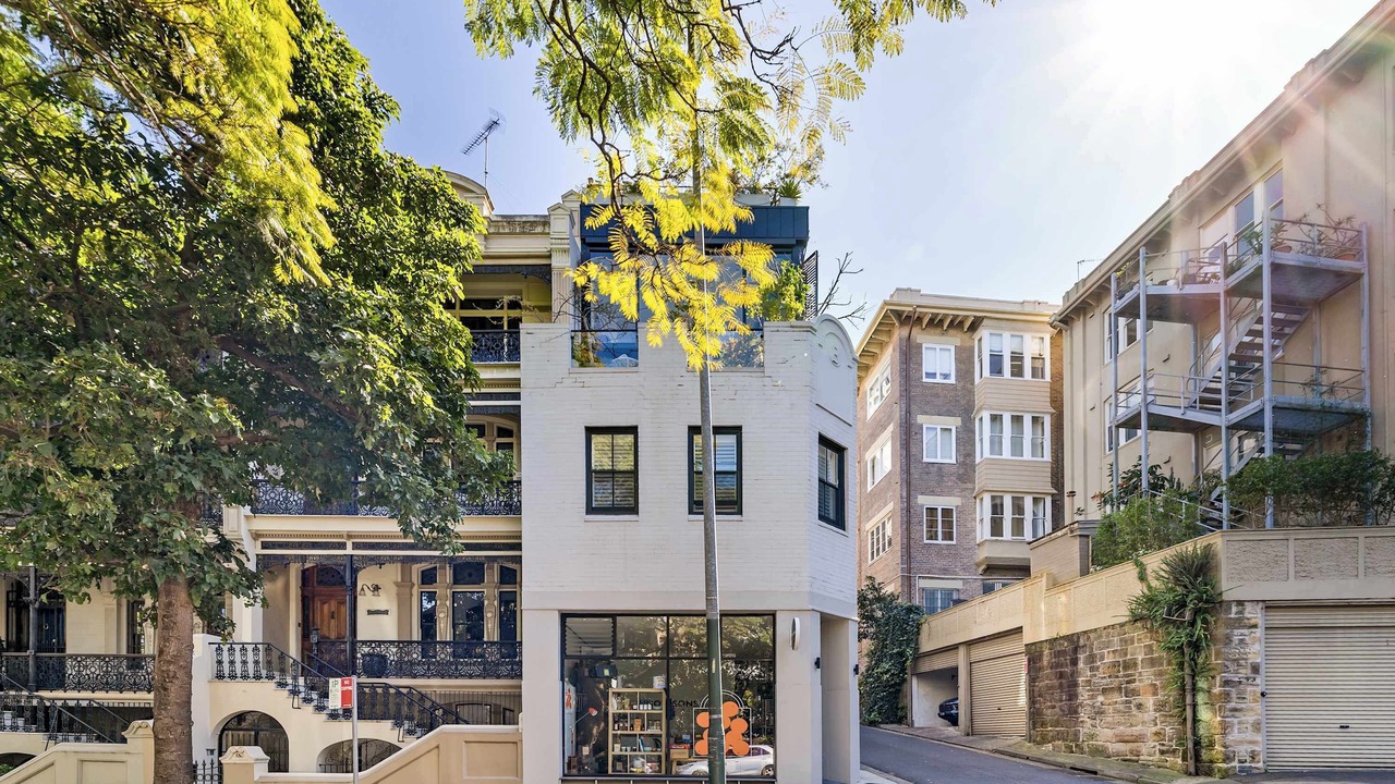 Photo of Others in Elizabeth Bay