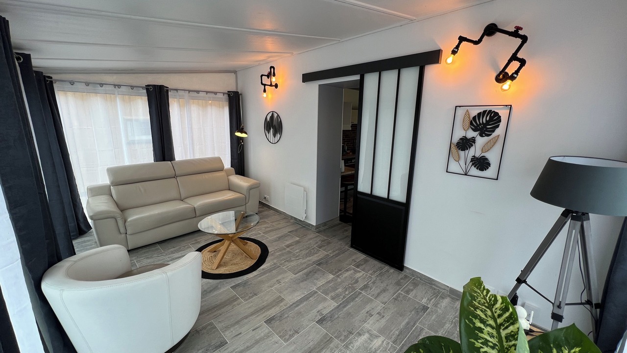 Photo of Livingroom in Berville-sur-Mer