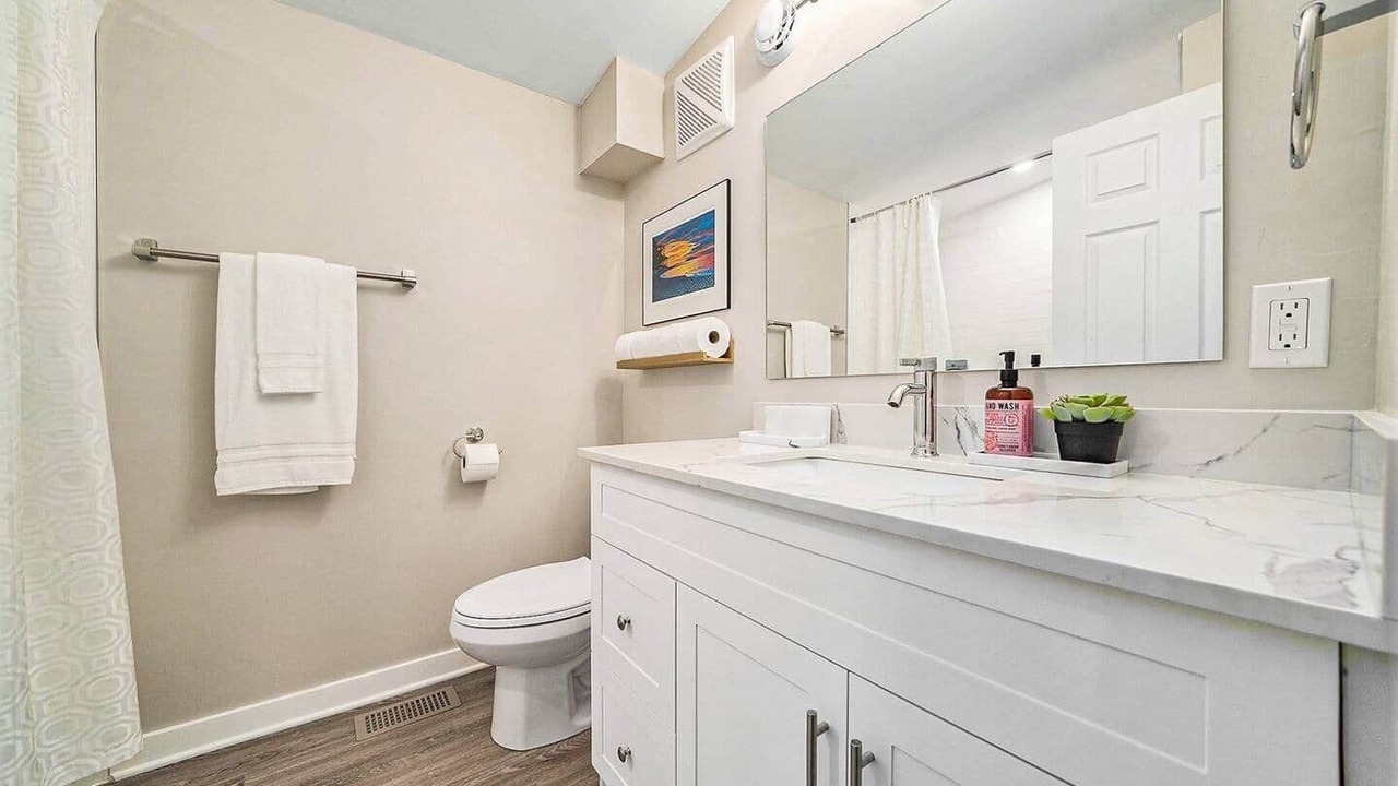 Photo of Bathroom in Ottawa Division