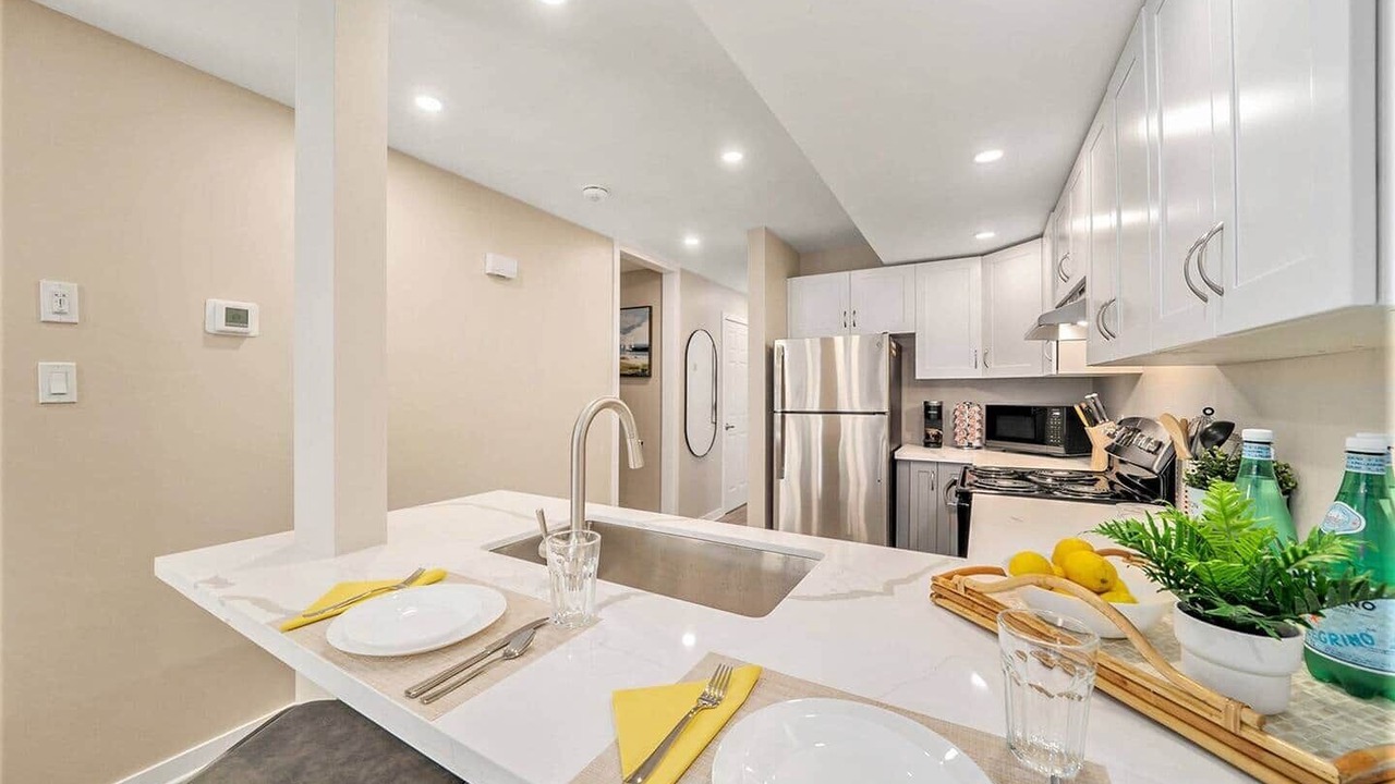 Photo of Bedroom in Ottawa Division