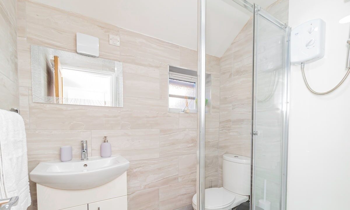 Photo of Bathroom in Adamsdown