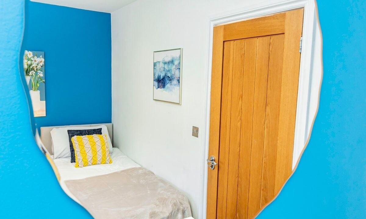 Photo of Bedroom in Adamsdown