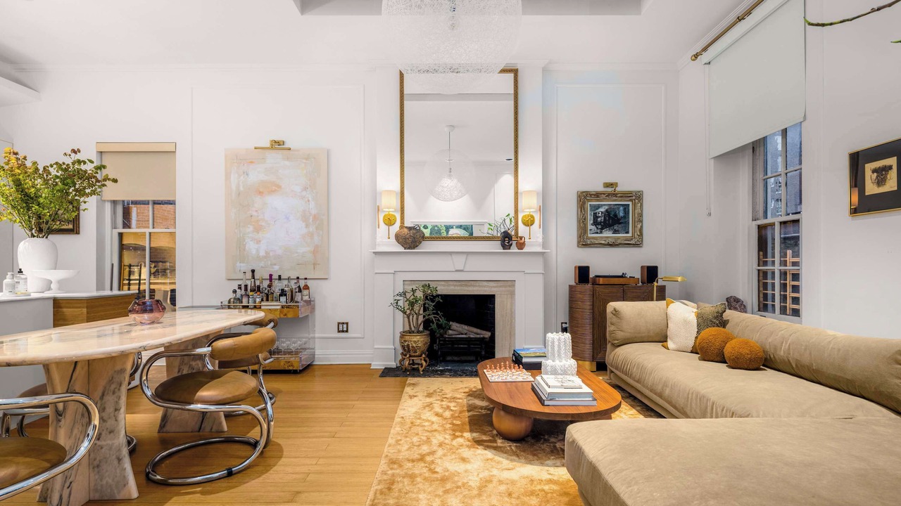 Photo of Livingroom in Gramercy