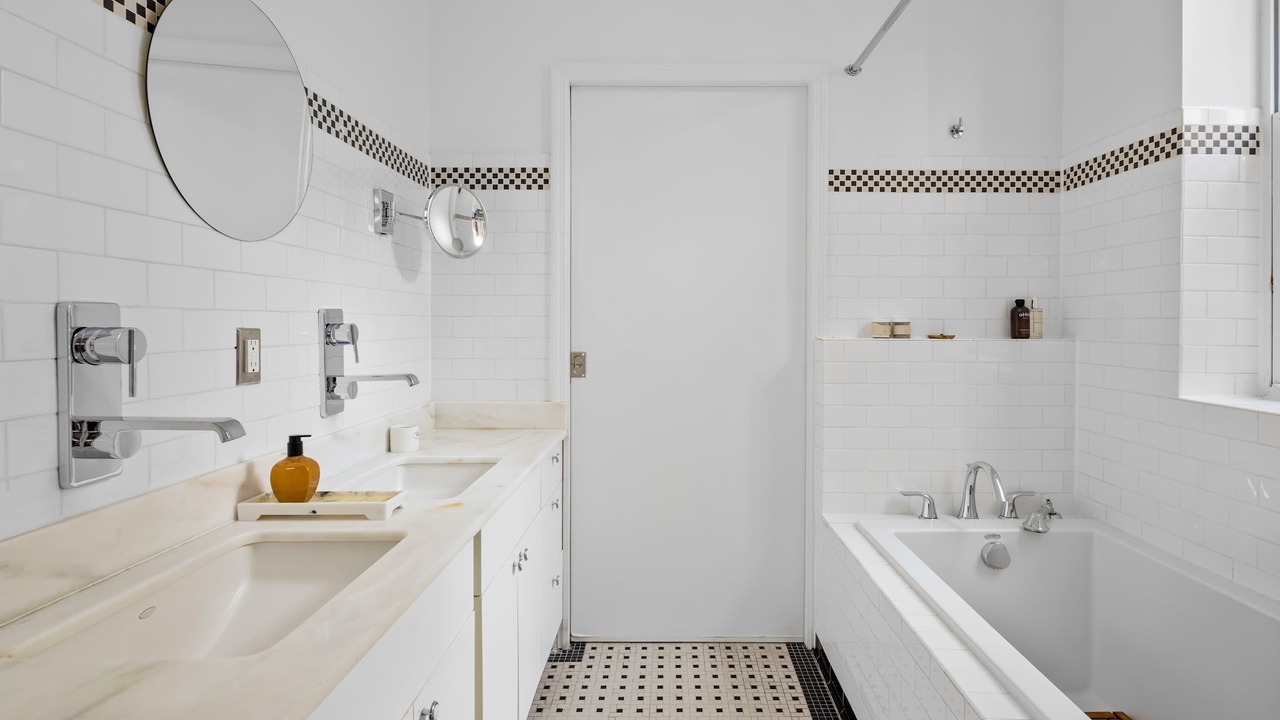 Photo of Bathroom in Gramercy