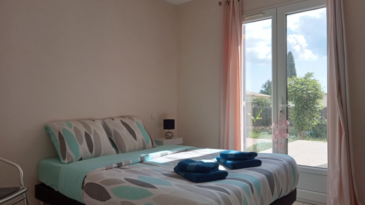 Photo of Bedroom in Collias