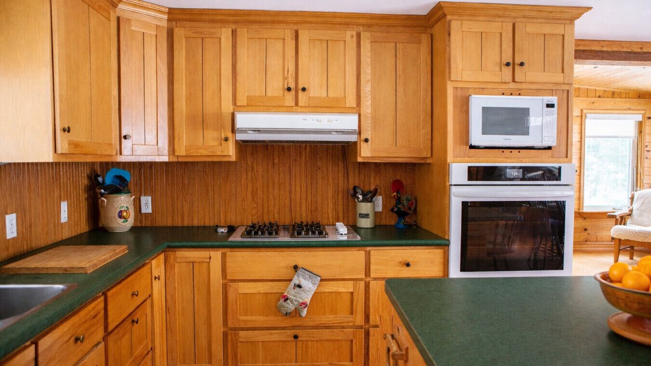 Photo of Kitchen in Algonquin Highlands