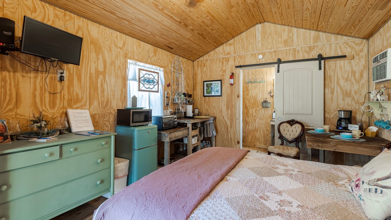 Photo of Bedroom in Mountain Home