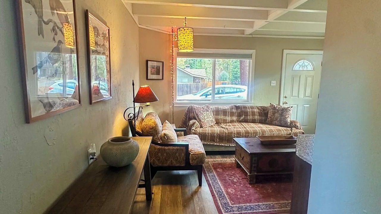 Photo of Livingroom in Tahoe Vista