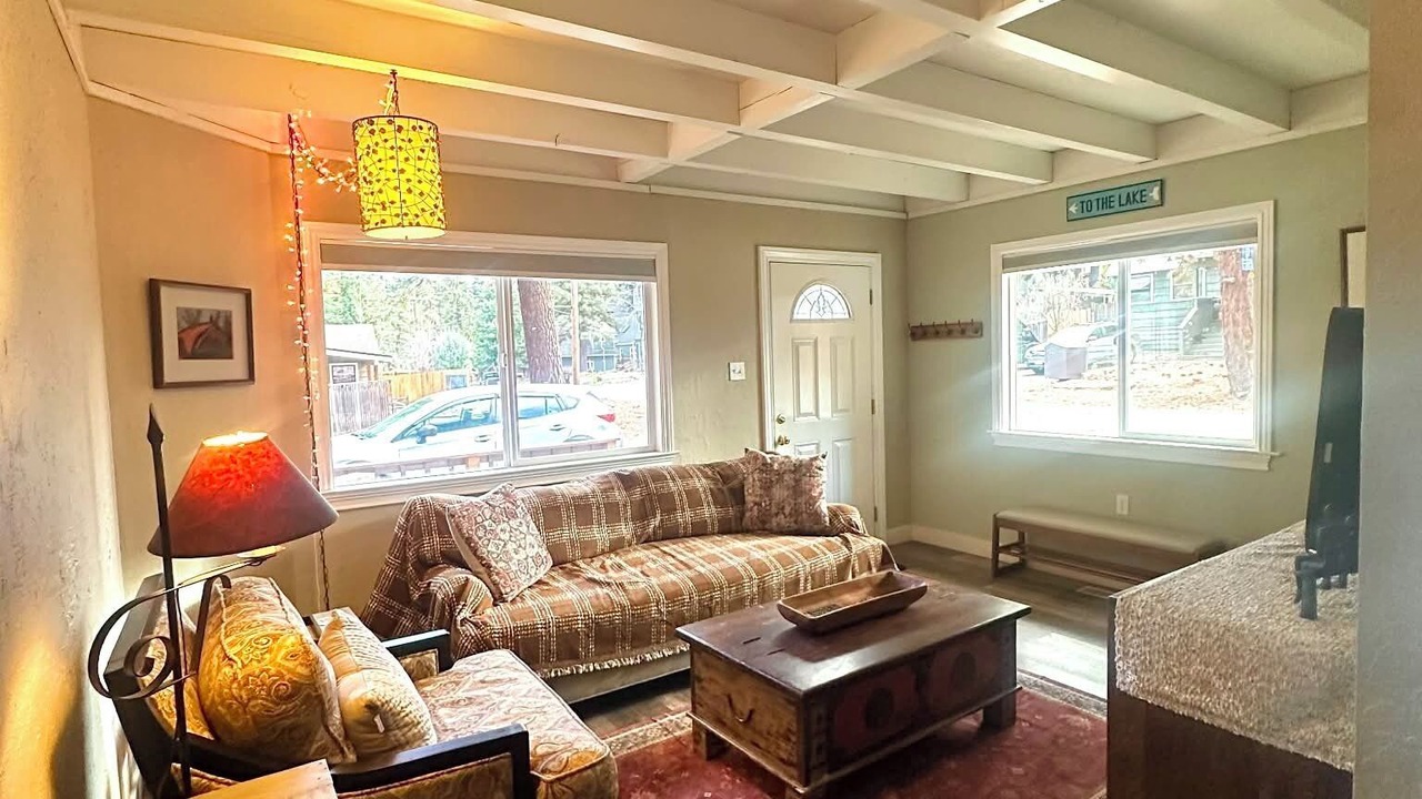 Photo of Livingroom in Tahoe Vista