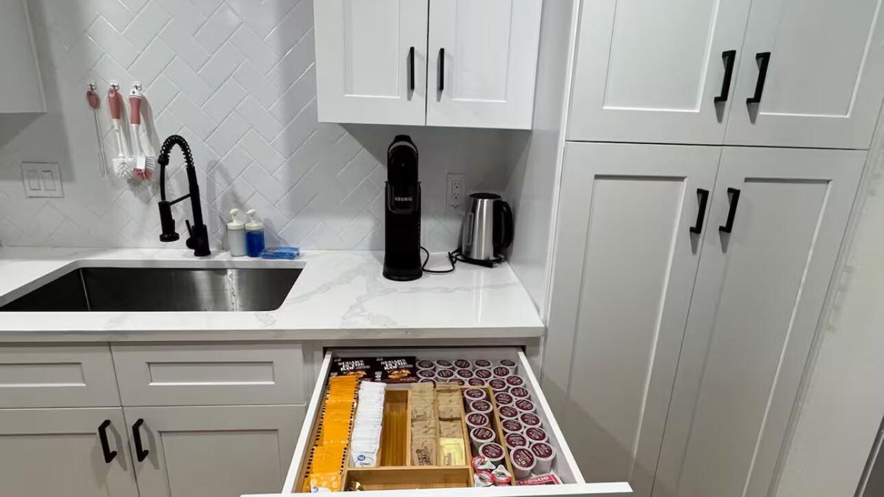 Photo of Kitchen in North Austin Civic Association