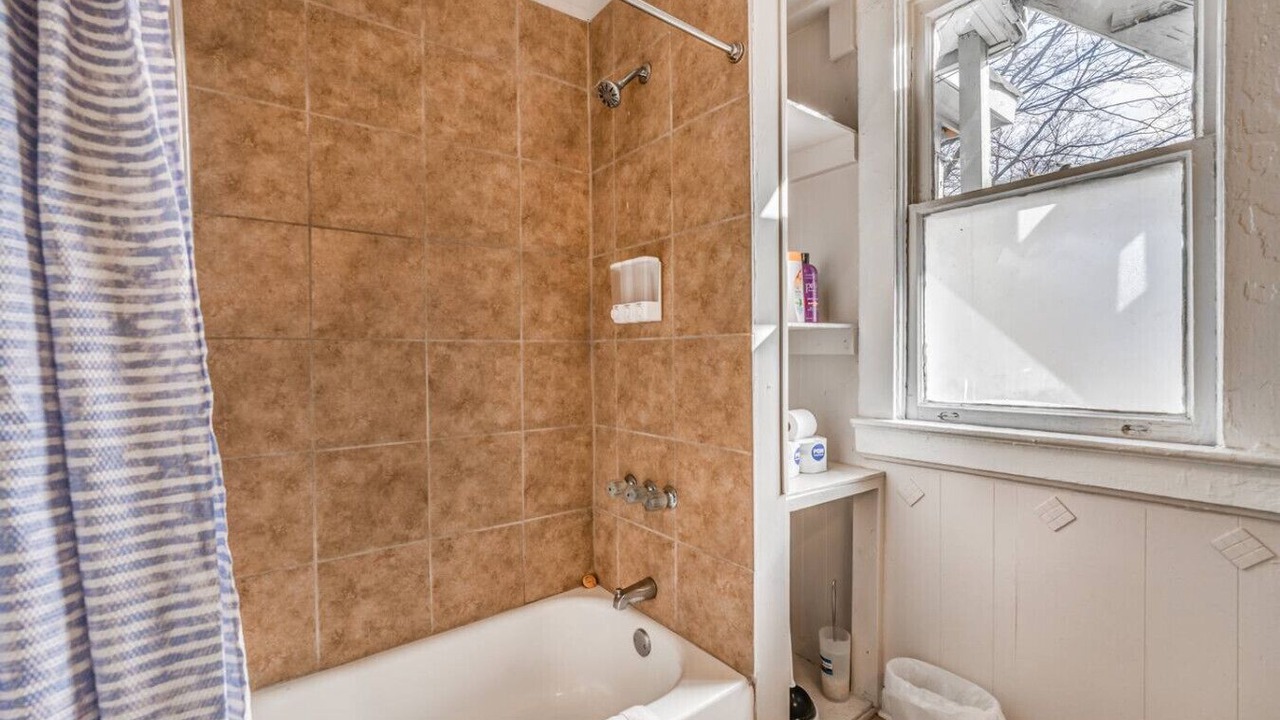 Photo of Bathroom in New Pathways