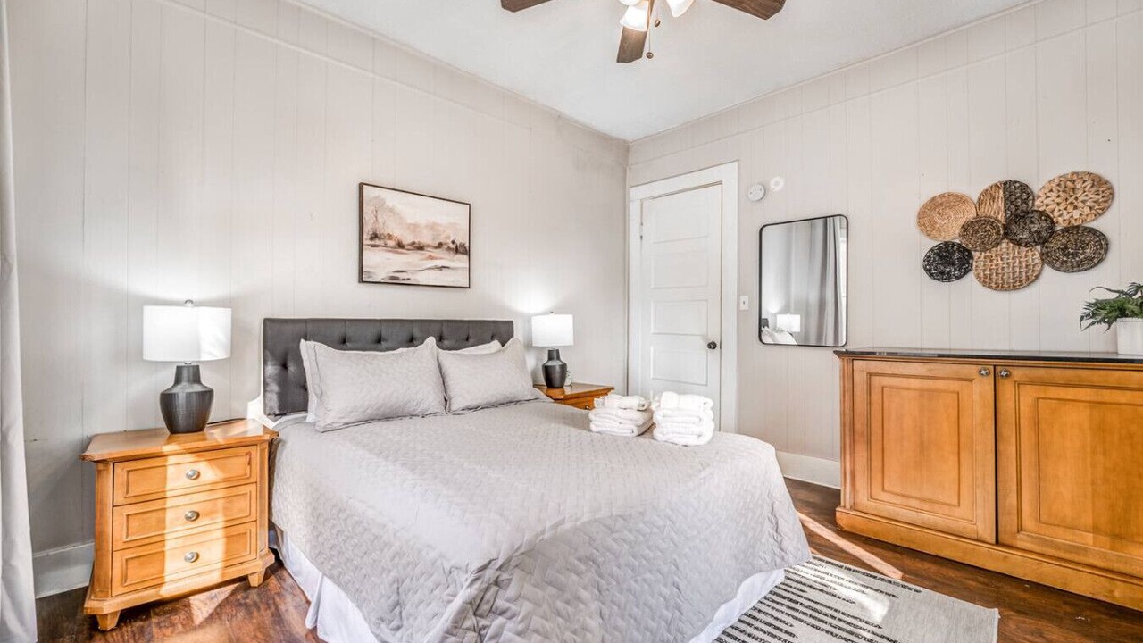 Photo of Others in New Pathways