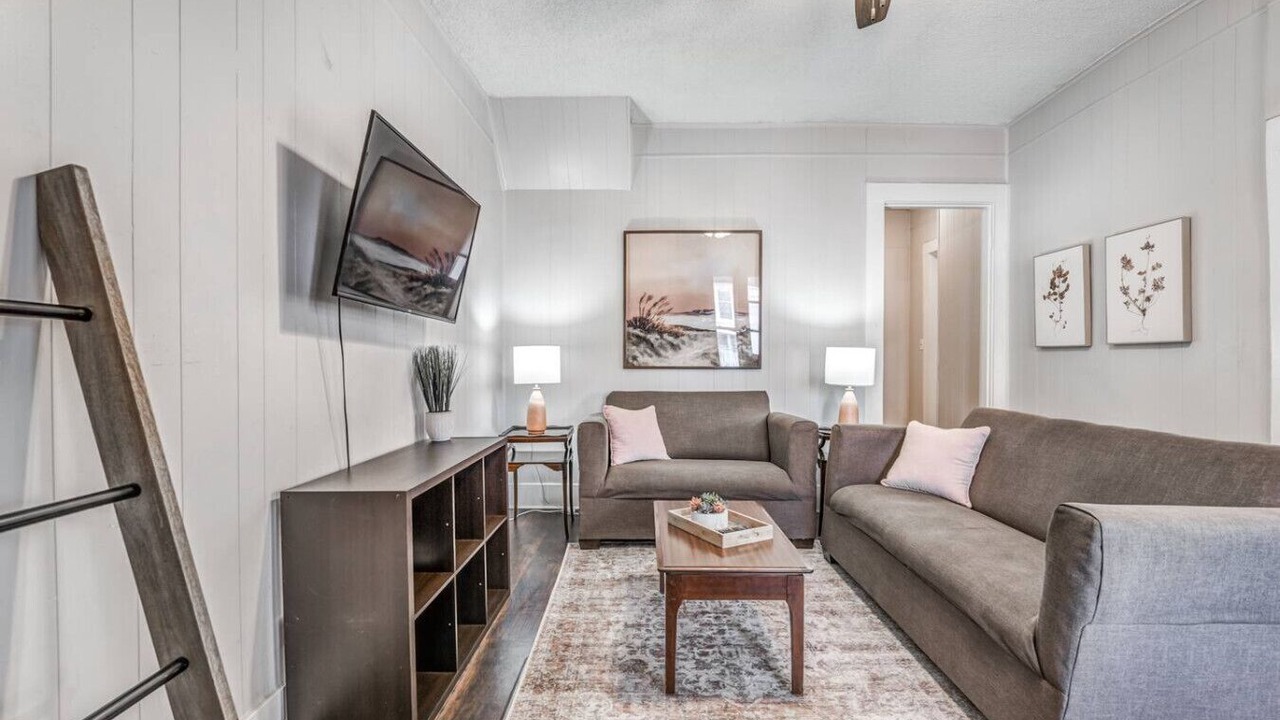 Photo of Others in New Pathways