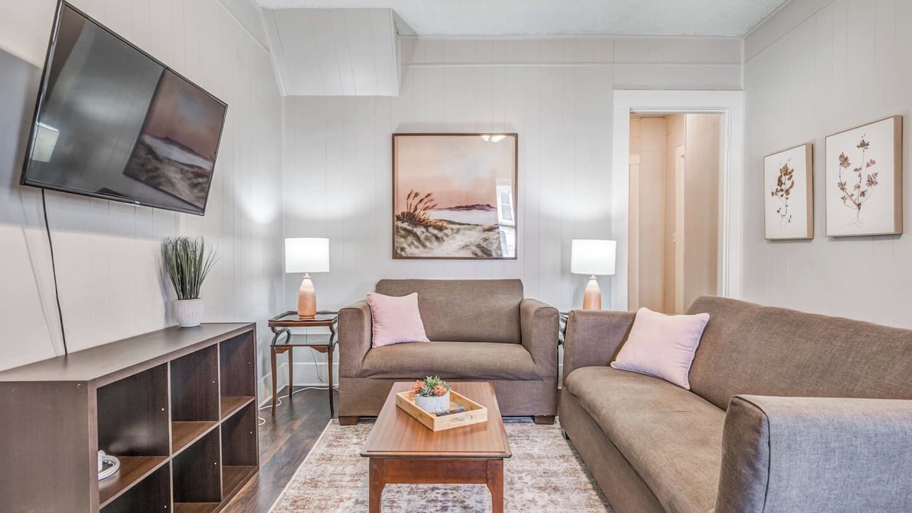 Photo of Others in New Pathways