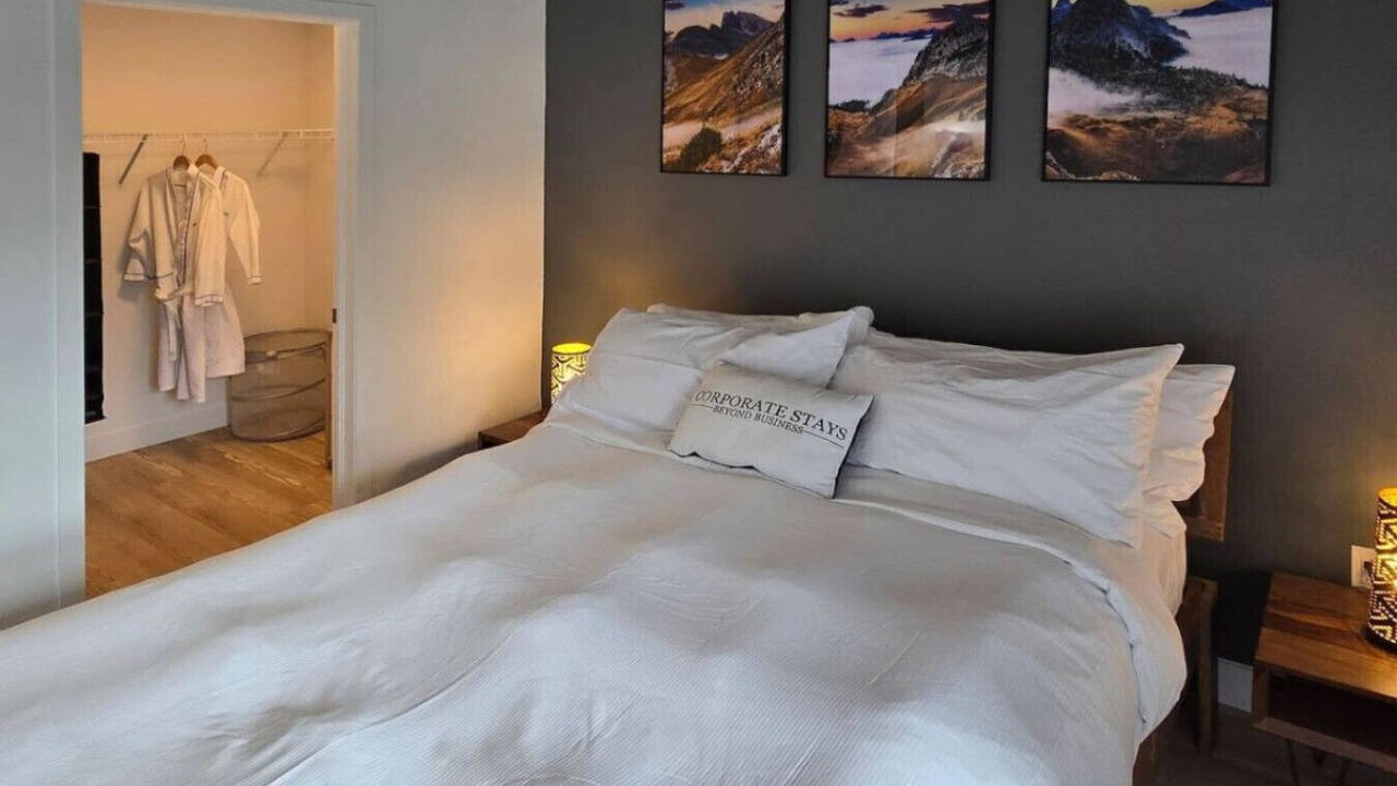 Photo of Bedroom in International District